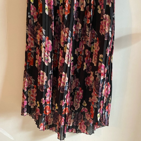 Xhilaration Hi Low Dress - Picture 3 of 5